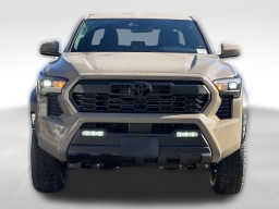 Toyota Tacoma 4WD TRD Off Road Double Cab 5' Bed AT (Natl) 2026