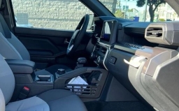 Toyota Tacoma 4WD TRD Off Road Double Cab 5' Bed AT (Natl) 2026