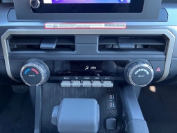 Toyota Tacoma 4WD TRD Off Road Double Cab 5' Bed AT (Natl) 2026