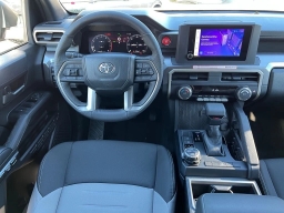 Toyota Tacoma 4WD TRD Off Road Double Cab 5' Bed AT (Natl) 2026