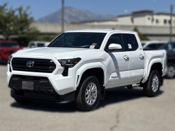 Toyota Tacoma 4WD SR5 Double Cab 5' Bed AT (Natl) 2026