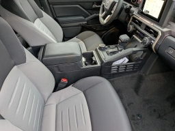 Toyota Tacoma 4WD TRD Sport Double Cab 6' Bed AT (Natl) 2026