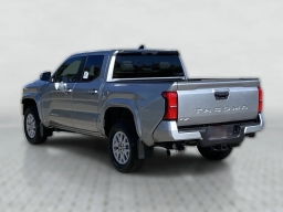 Toyota Tacoma 4WD SR5 Double Cab 5' Bed AT (Natl) 2026