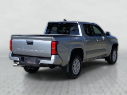 Toyota Tacoma 4WD SR5 Double Cab 5' Bed AT (Natl) 2026