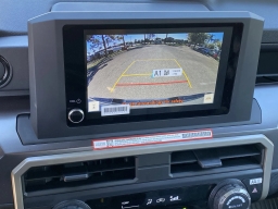 Toyota Tacoma 4WD SR5 Double Cab 5' Bed AT (Natl) 2026