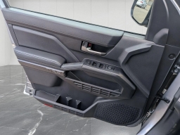 Toyota Tacoma 4WD TRD Sport Double Cab 6' Bed AT (Natl) 2026