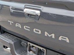 Toyota Tacoma 4WD Limited Double Cab 5' Bed AT (Natl) 2026