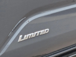 Toyota Tacoma 4WD Limited Double Cab 5' Bed AT (Natl) 2026