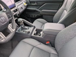 Toyota Tacoma 4WD Limited Double Cab 5' Bed AT (Natl) 2026