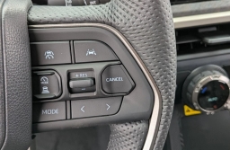 Toyota Tacoma 4WD Limited Double Cab 5' Bed AT (Natl) 2026