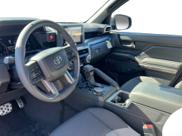 Toyota Tacoma 4WD TRD Sport Double Cab 5' Bed AT (Natl) 2026