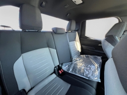 Toyota Tacoma 4WD TRD Sport Double Cab 5' Bed AT (Natl) 2026