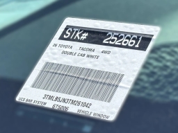 Toyota Tacoma 4WD SR5 Double Cab 5' Bed AT (Natl) 2026