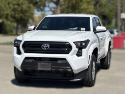 Toyota Tacoma 4WD SR5 Double Cab 5' Bed AT (Natl) 2026