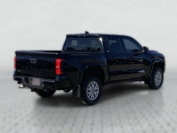 Toyota Tacoma 4WD SR5 Double Cab 5' Bed AT (Natl) 2026