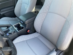 Toyota Tacoma 4WD SR5 Double Cab 5' Bed AT (Natl) 2026