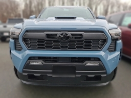 Toyota Tacoma 4WD TRD Sport Double Cab 5' Bed AT (Natl) 2026