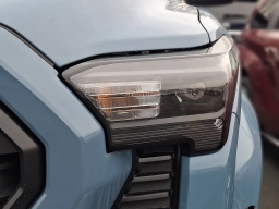 Toyota Tacoma 4WD TRD Sport Double Cab 5' Bed AT (Natl) 2026