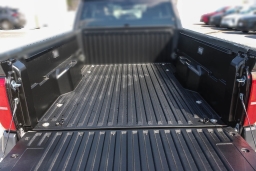 Toyota Tacoma 4WD SR5 Double Cab 6' Bed AT (Natl) 2026