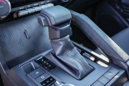 Toyota Tacoma 4WD SR5 Double Cab 6' Bed AT (Natl) 2026