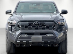 Toyota Tacoma 4WD TRD Off Road Double Cab 5' Bed AT (Natl) 2026