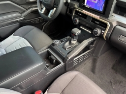 Toyota Tacoma 4WD TRD Off Road Double Cab 5' Bed AT (Natl) 2026