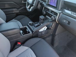 Toyota Tacoma 4WD TRD Sport Double Cab 5' Bed AT (Natl) 2026