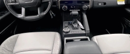 Toyota Tacoma 4WD SR5 Double Cab 5' Bed AT (Natl) 2026