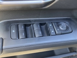 Toyota Tacoma 4WD TRD Sport Double Cab 5' Bed AT (Natl) 2026