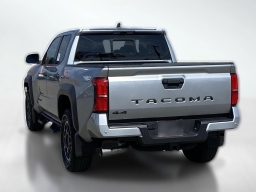 Toyota Tacoma 4WD TRD Off Road Double Cab 5' Bed AT (Natl) 2026