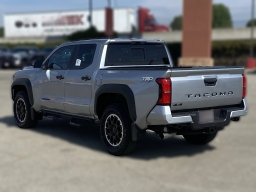 Toyota Tacoma 4WD TRD Off Road Double Cab 5' Bed AT (Natl) 2026