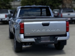 Toyota Tacoma 4WD SR5 Double Cab 5' Bed AT (Natl) 2026