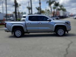 Toyota Tacoma 4WD SR5 Double Cab 5' Bed AT (Natl) 2026