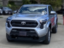 Toyota Tacoma 4WD SR5 Double Cab 5' Bed AT (Natl) 2026
