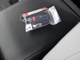 Toyota Tacoma 4WD TRD Sport Double Cab 5' Bed AT (Natl) 2026