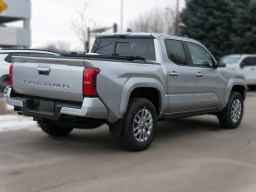 Toyota Tacoma 4WD Limited Double Cab 5' Bed AT (Natl) 2026