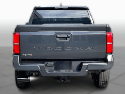 Toyota Tacoma 4WD SR5 Double Cab 5' Bed AT (GS) 2026