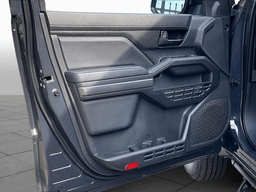 Toyota Tacoma 4WD SR5 Double Cab 5' Bed AT (GS) 2026