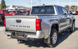 Toyota Tacoma 4WD SR5 Double Cab 5' Bed AT (GS) 2026