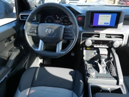 Toyota Tacoma 4WD TRD Sport Double Cab 5' Bed AT (Natl) 2026