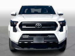 Toyota Tacoma 4WD SR5 Double Cab 6' Bed AT (Natl) 2026