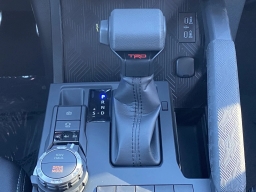 Toyota Tacoma 4WD TRD Sport Double Cab 6' Bed AT (Natl) 2026