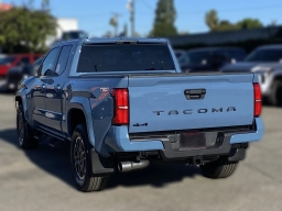 Toyota Tacoma 4WD TRD Sport Double Cab 6' Bed AT (Natl) 2026