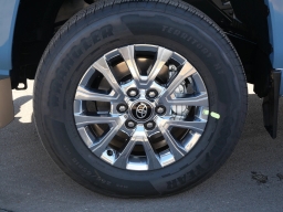 Toyota Tacoma 4WD Limited Double Cab 5' Bed AT (Natl) 2026