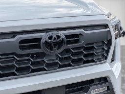 Toyota Tacoma 4WD TRD Off Road Double Cab 5' Bed AT (Natl) 2026