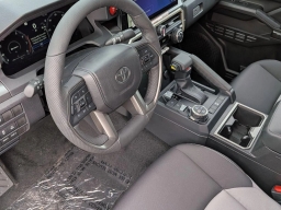 Toyota Tacoma 4WD TRD Off Road Double Cab 5' Bed AT (Natl) 2026