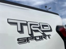 Toyota Tacoma 4WD TRD Sport Double Cab 5' Bed AT (Natl) 2026