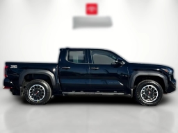 Toyota Tacoma 4WD TRD Off Road Double Cab 5' Bed AT (Natl) 2026