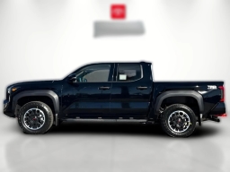 Toyota Tacoma 4WD TRD Off Road Double Cab 5' Bed AT (Natl) 2026