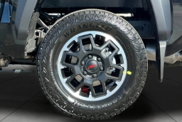 Toyota Tacoma 4WD TRD Off Road Double Cab 5' Bed AT (Natl) 2026